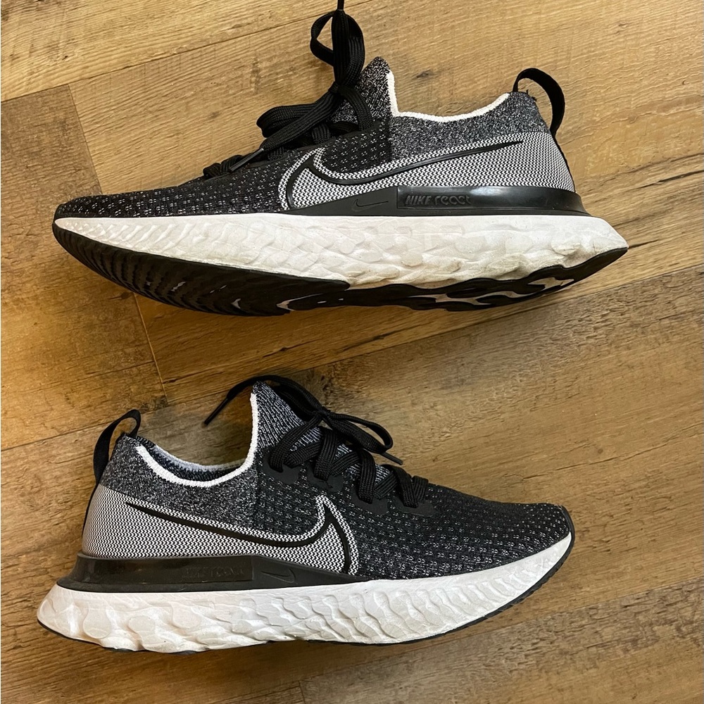 Nike React Womens Sneaker